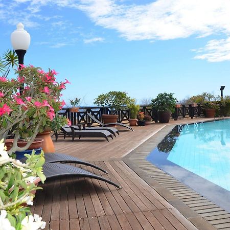 Cases Couleurs Saint-Leu Luaran gambar